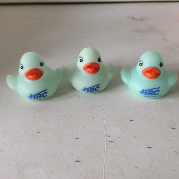 Rubber Ducky Assortment of Seven - Picture 12 of 13